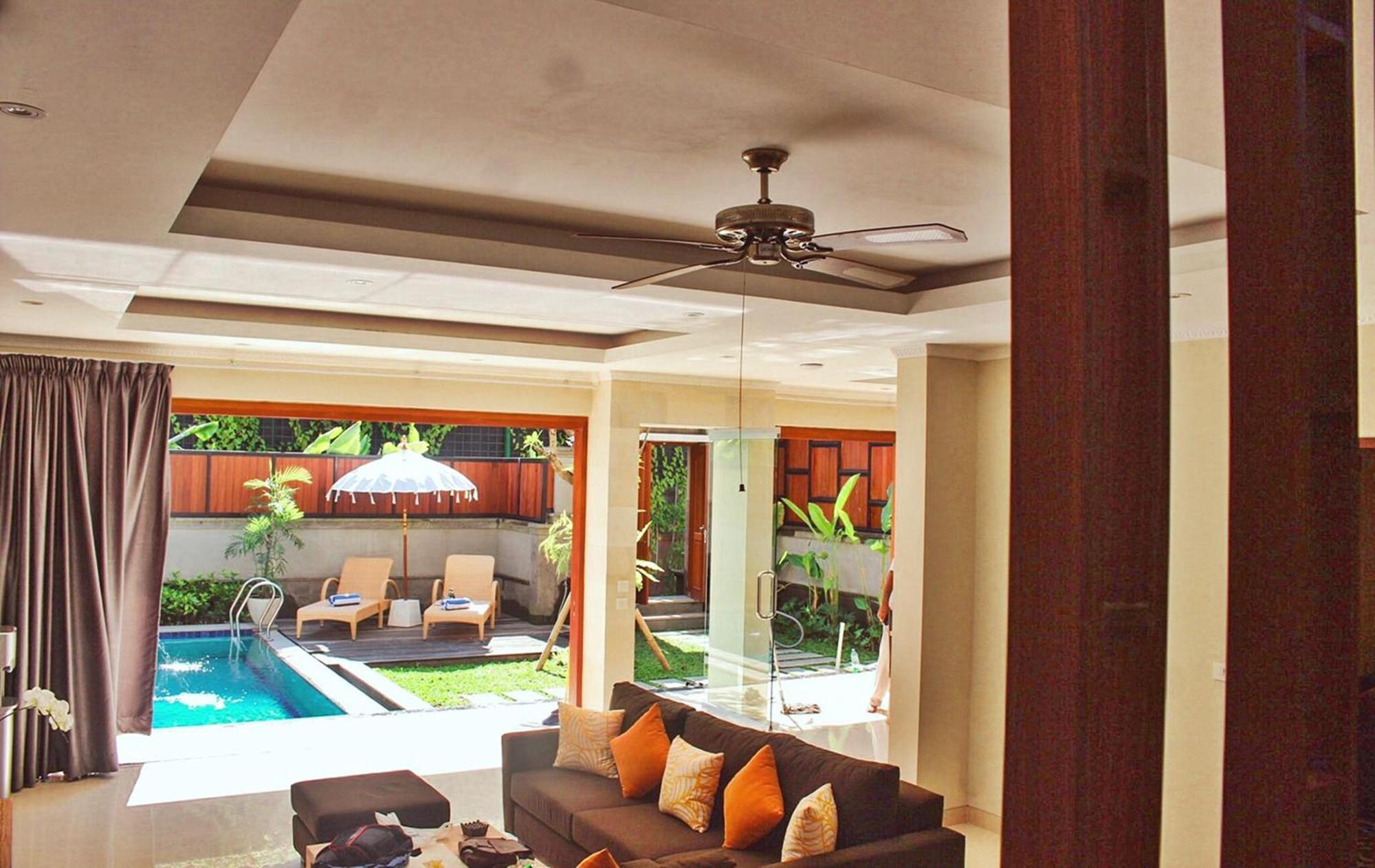 Kubu Gwk Resort Jimbaran Rum bild