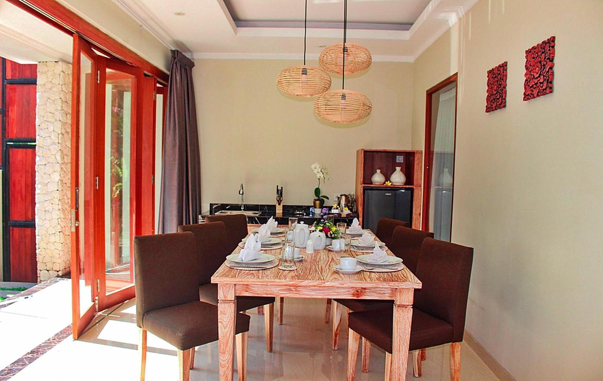 Kubu Gwk Resort Jimbaran Rum bild